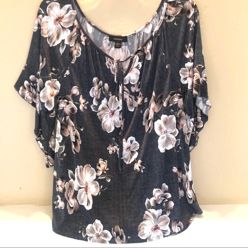 Cute floral bell sleeve shirt with grey background